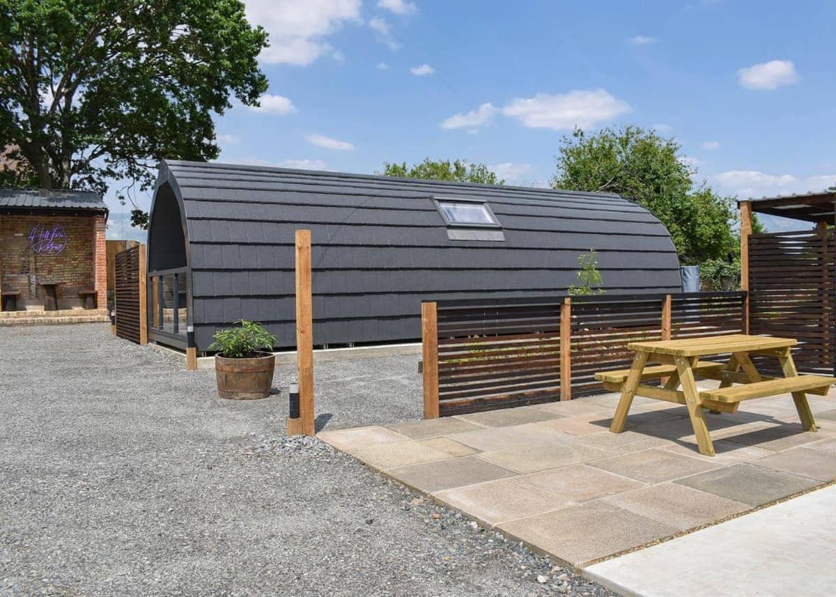Hill Farm Retreat Hotel Wangford Buitenkant foto