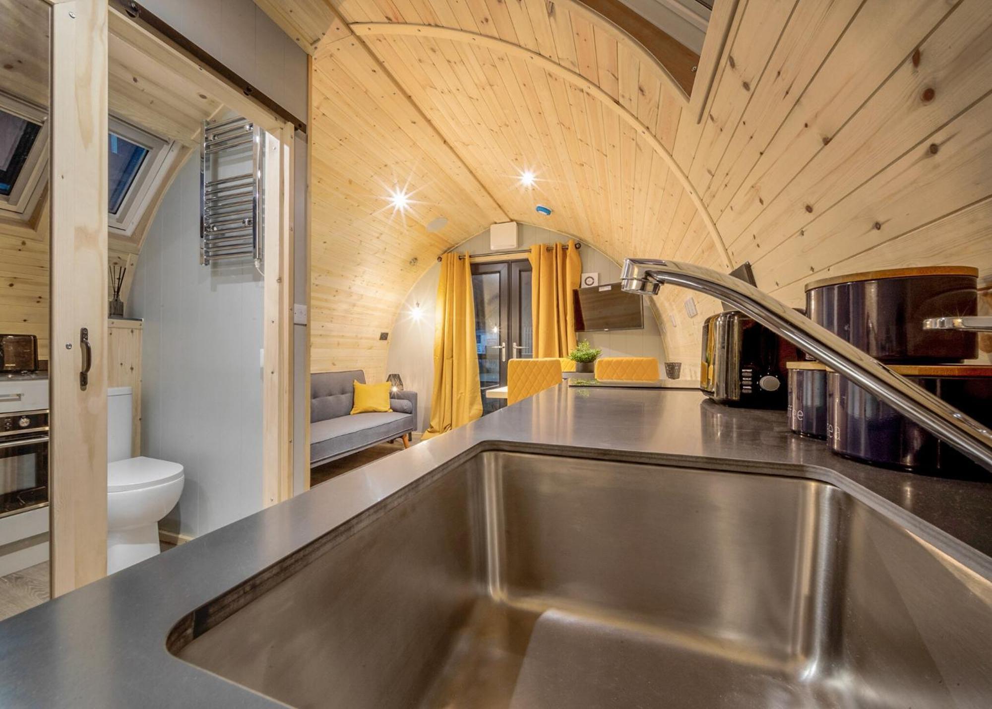 Hill Farm Retreat Hotel Wangford Buitenkant foto